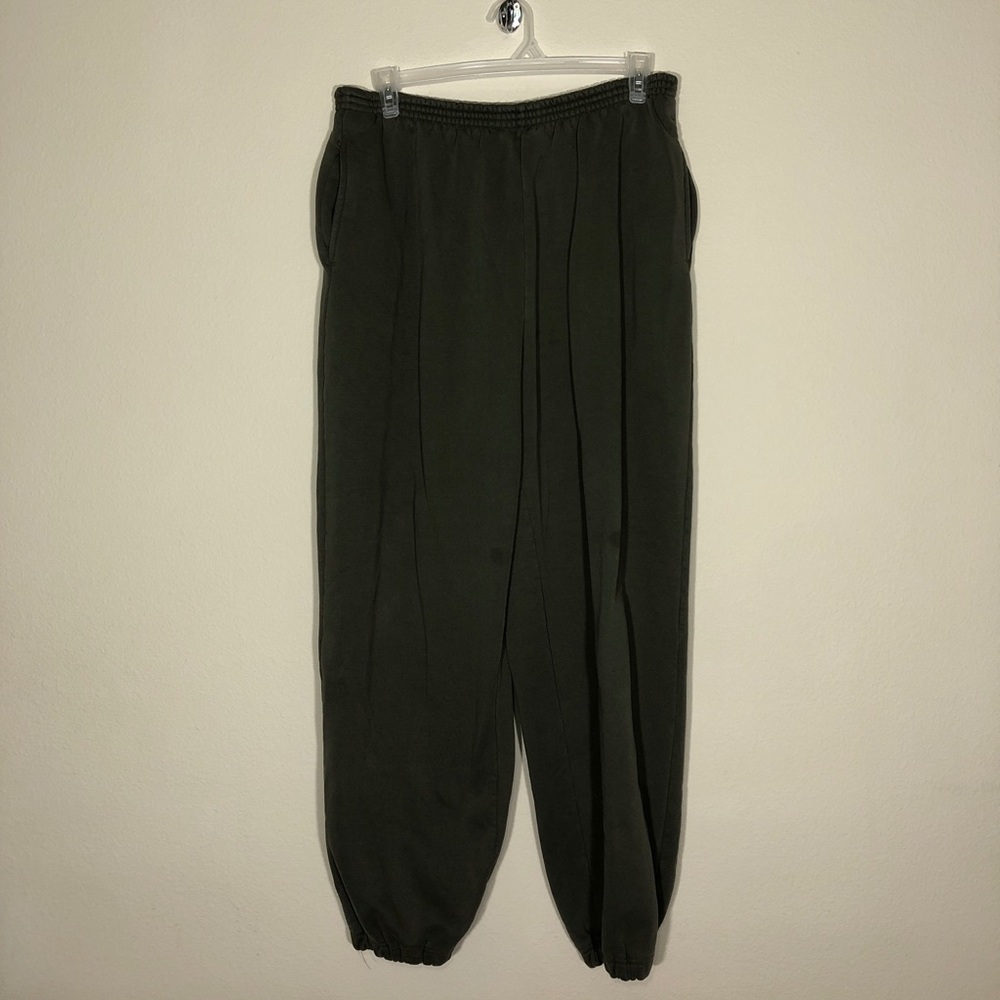 Green Carhartt Sweatpants Men’s XL